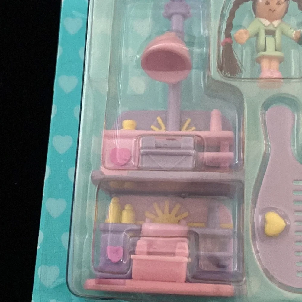 Vintage factory sealed Polly Pocket happening hair collection comb n’ curl salon